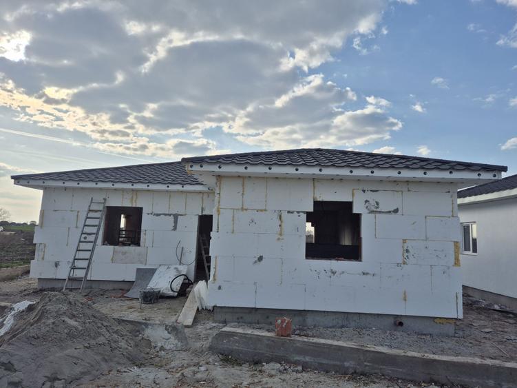 Casa p de vanzare 90 mp 3 dormitoare - 3