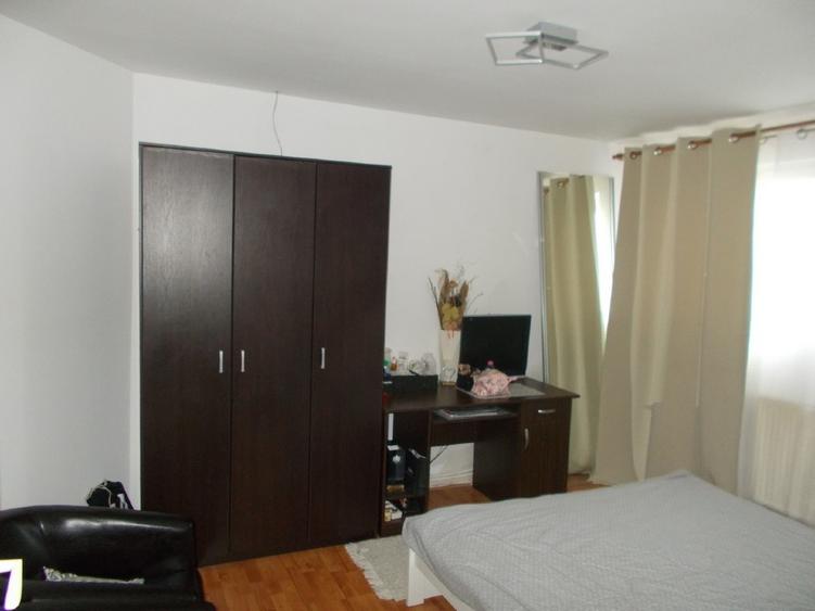 Casa la pret de apartament, Timisoara, zona Crisan, 3 camere - 5