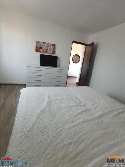 Inchiriez apartament la casa 4 camere, Gai - 6