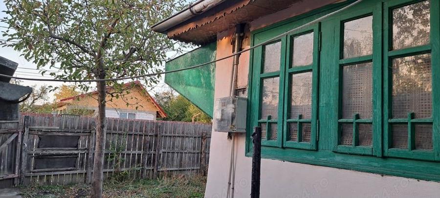 Teren+ casa de vanzare - 2