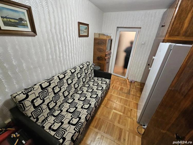 Apartament cu 3 camere decomandat central ZONA CATEDRALEI - 4