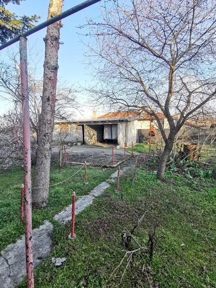 Frumusani, aproape de Bucuresti, casa cu teren 1.000 mp - 4