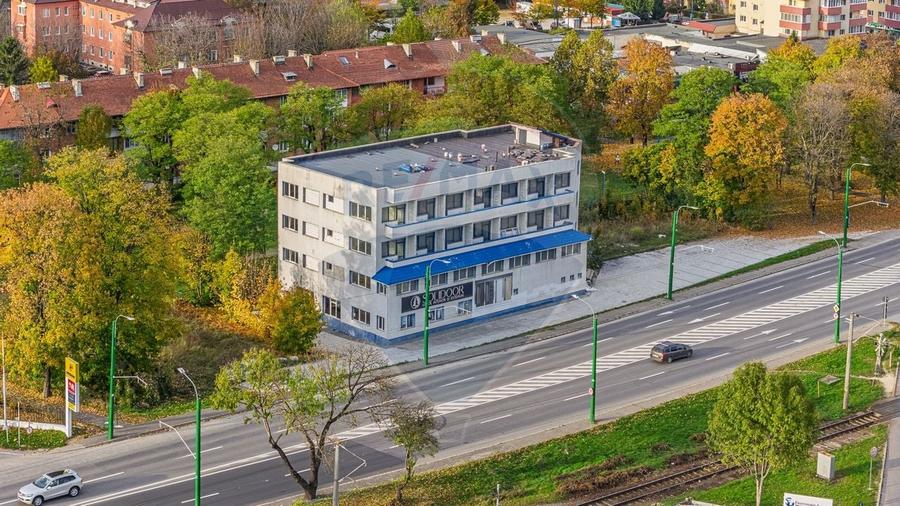 Oportunitate investiție-Clădire cu autorizație hotel și teren BRAȘOV - 6