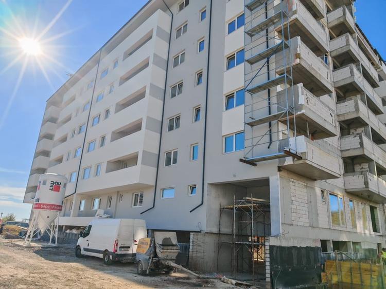 Grand Arena sec 4-garsoniera spatioasa-acte gata - 11