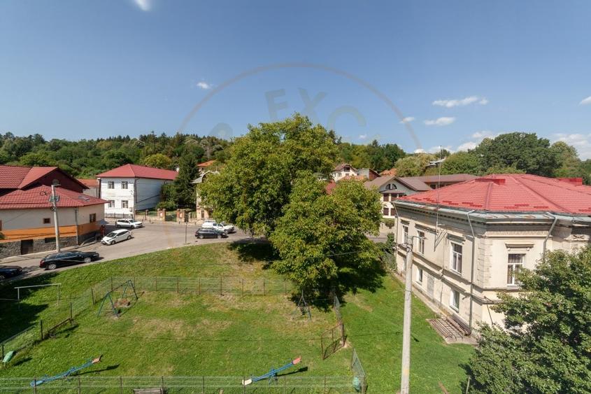 Apartament ultracentral 3 camere -munte- Campulung Muscel! - 8
