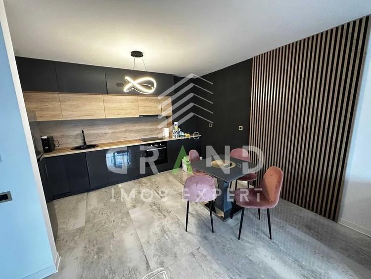 Apartament cu 2 camere semidecomandat, mobilat în Gheorgheni Apartament cu 2 camere semidecomandat, mobilat în Gheorgheni