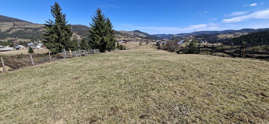 Teren de vanzare Arieseni. - 2