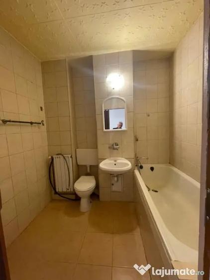 Garsoniera de vanzare, 24 mp, zona Combinat - 4