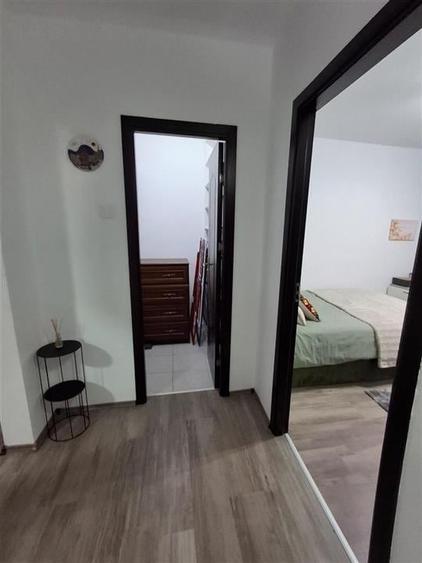 Apartament cu 3 camere decomandat în Vasile Aaron