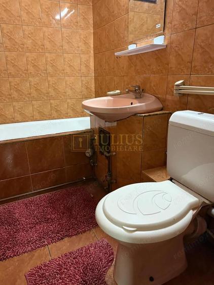 3 camere, zona Lunei-Complexul Studentesc, la 3 minute de facultatea FEAA - 17