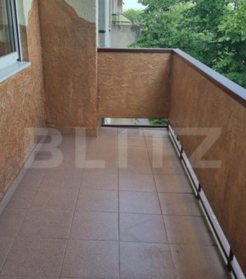 Apartament de vanzare, cu 3 camere, 91 mp, zona Bl. Closca - 6