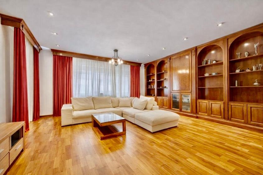 Penthouse spectaculos - Parcul Herastrau | 6 camere | 312 Mp de rafinament - 2