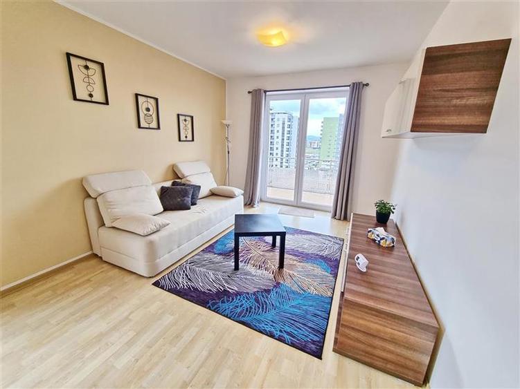 Apartament primitor cu 2 camere de inchiriat in Avantgarden Tractorul - 3