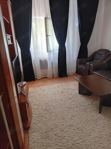 Proprietar,vand apartament,Racadau 2 camere - 9