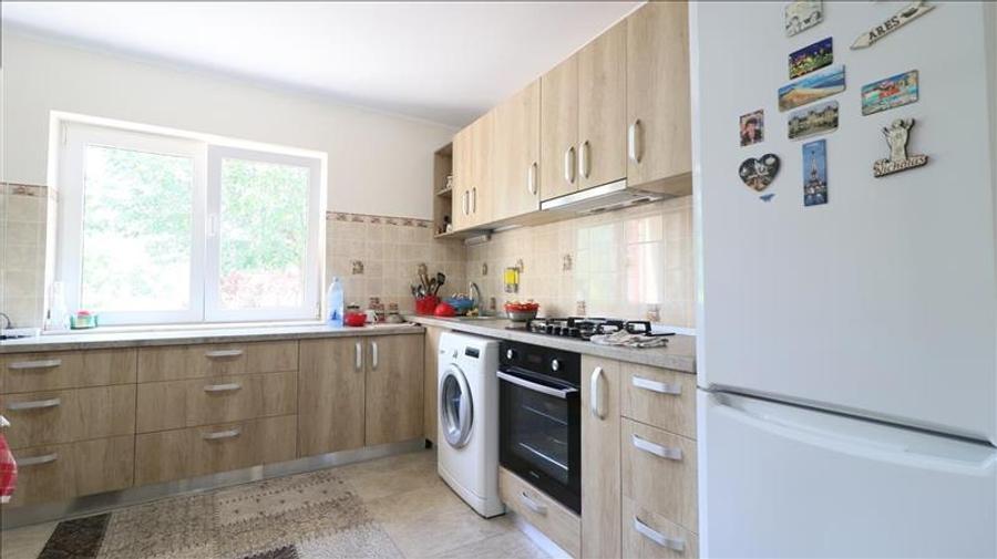 Casa deosebita in V.Lupului - 11