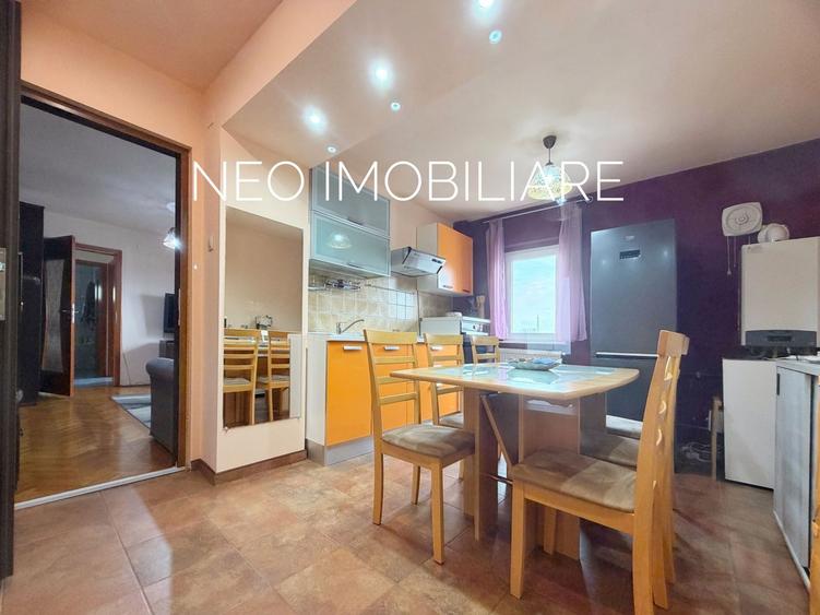 Apartament cu 2 camere semidecomandat, mobilat în Aradului