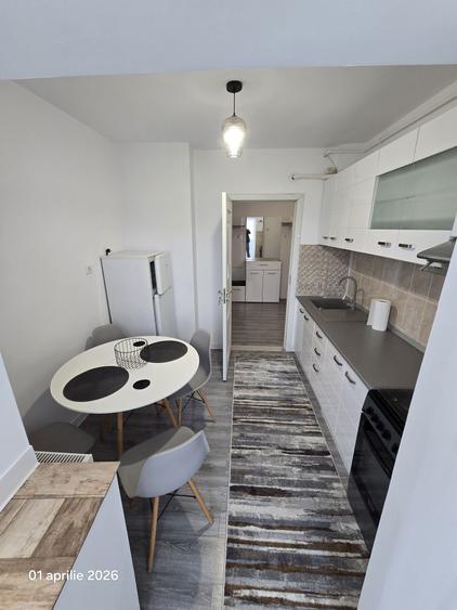 2 camere, decomandat, renovat Nou, prima inchiriere - 3