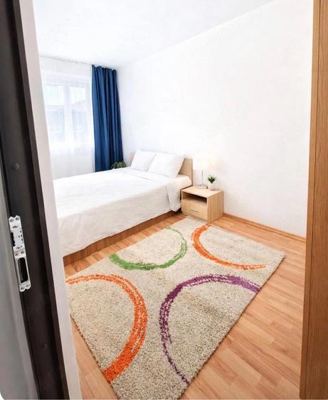 Inchiriez apartament 3 camere - 6