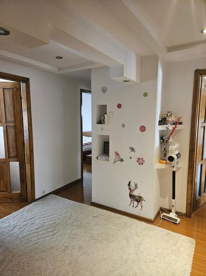 Vand apartament 4 camere 90 mp,zona parcul Teilor, - 9