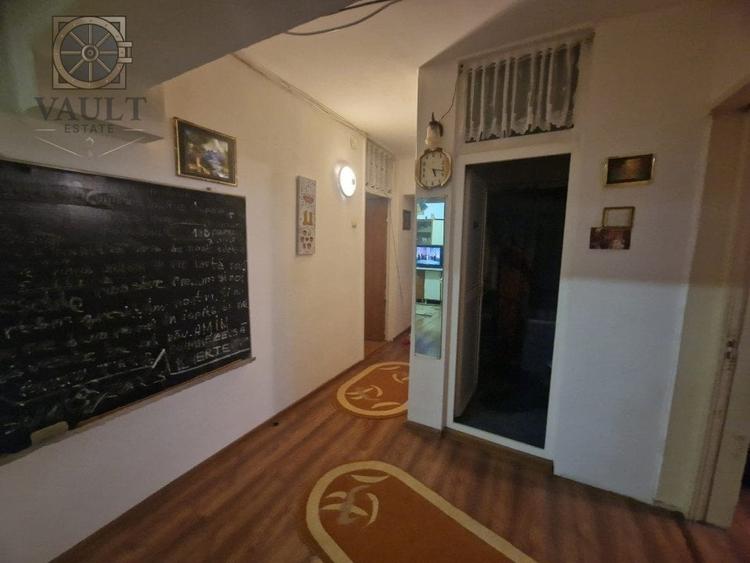 APARTAMENT 4 CAMERE-RAHOVA-BLOC REABILITAT-2 BAI-2 BALCOANE - 1