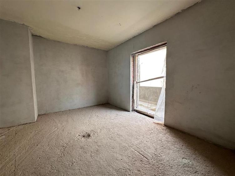 Vanzare imobil CONSOLIDAT pretabil Clinica / Spatii cazare / Birouri / Apartamen - 16