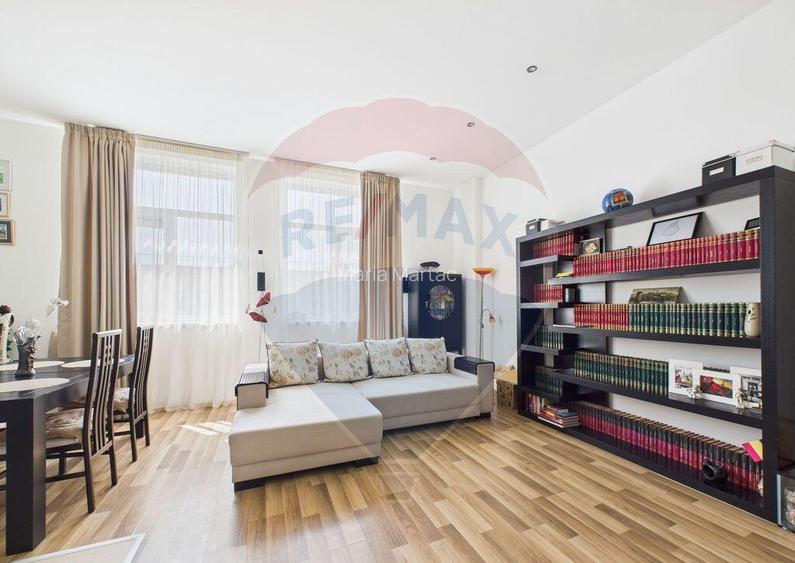 Apartament decomandat cu 3 camere de vanzare Rin Grand Re...