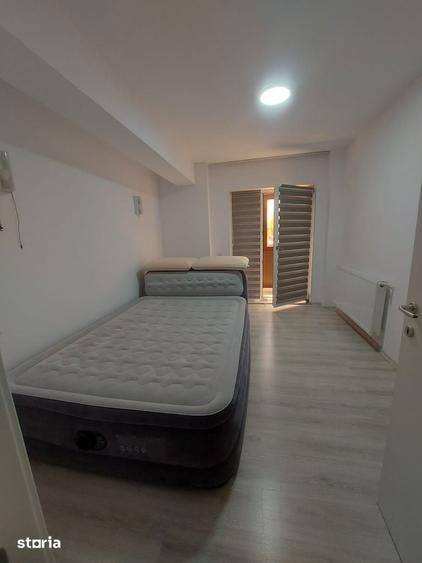 Bloc nou! Vanzare apartament 2 camere, zona micro 6 - Targoviste - 3