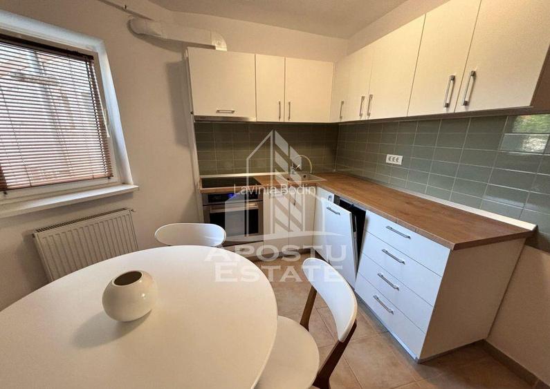 Apartament 3 camere, spatios, etaj 2, amenajat, zona Soar... Apartament 3 camere, spatios, etaj 2, amenajat, zona Soar...