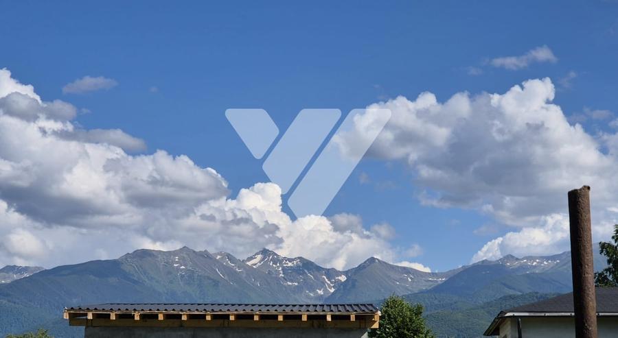 Teren Intravilan  – Valea Avrigului, 2000 mp - 1