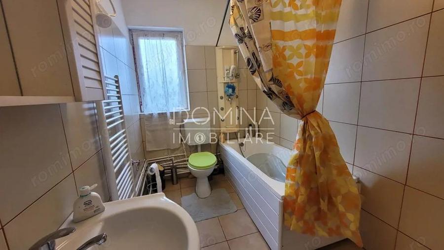 Vanzare casa situata in Targu Jiu, strada Jiului - zona Pie?ei Centrale - 8