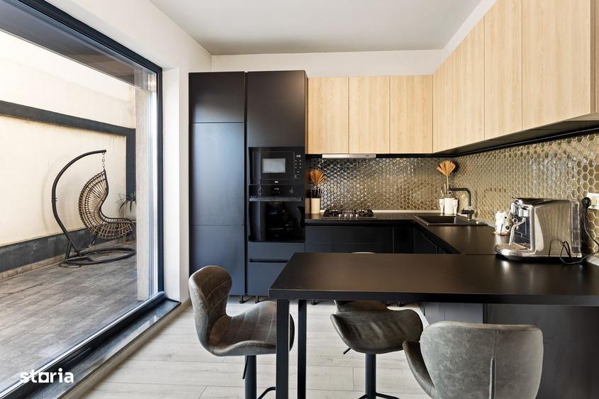 Vila S+P+1 zona Trocadero - 3