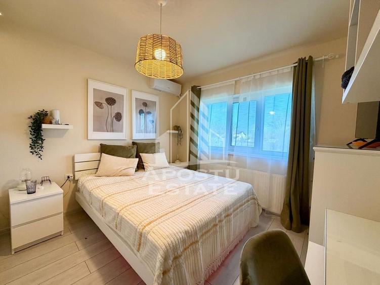 Jumatate de Duplex de vanzare, panouri solare, 95 mpu, Sanandrei - 9