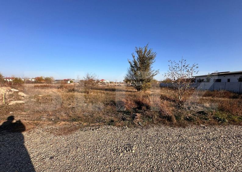 Teren de vanzare, zona Metro-Carcea, 992mp