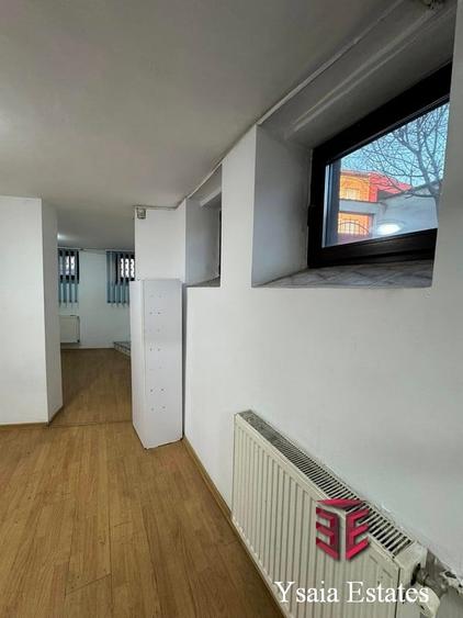 OCAZIE LA VANZARE - CASA CARAMIDA 6 CAMEE - ZONA ICIL - - 25