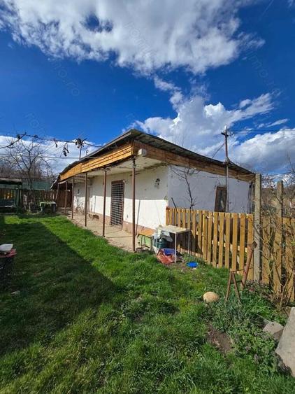 Herneacova-Casa si Teren-Livada- 2876 mp- Front 37m - 4