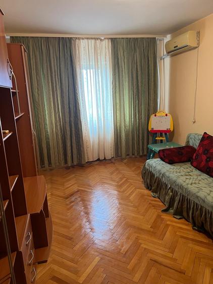 Apartament 2 camere,decomandate , Poarta 6 - 1