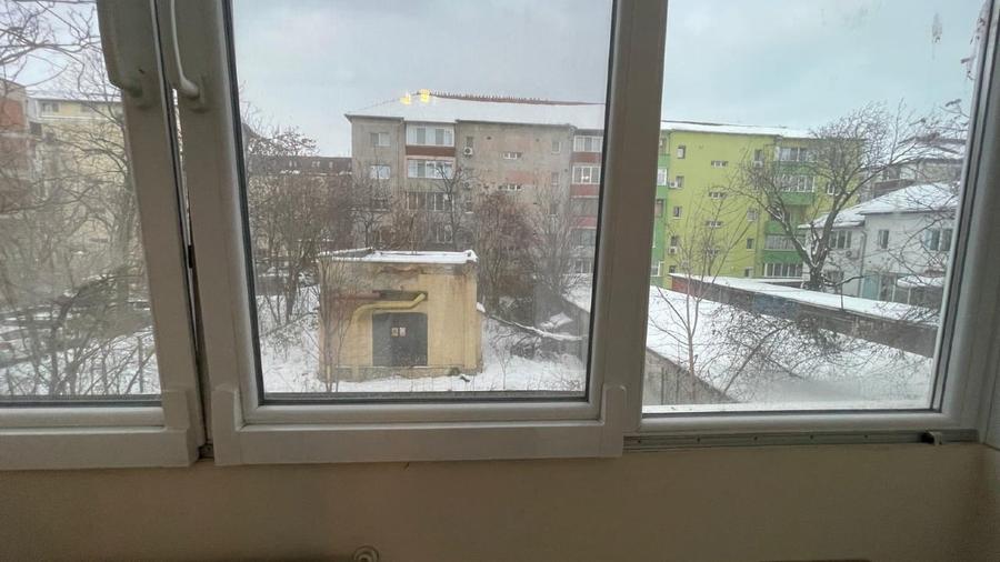 Proprietar vand ap decomandat 4 camere, zona Bucovinei, finisaje lux - 7