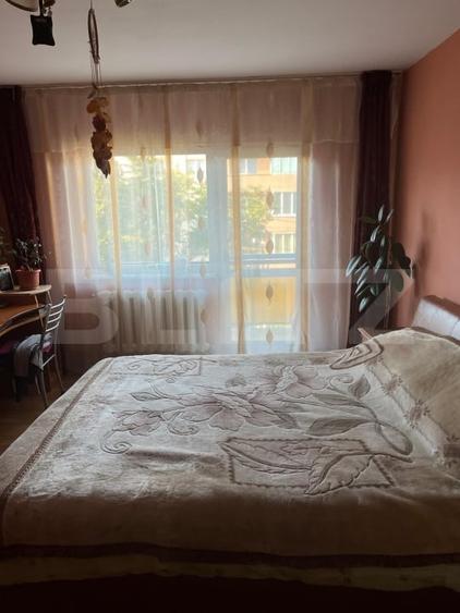 Apartament cu 4 camere decomandat, mobilat în Sud-Est