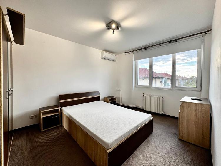 Apartament cu 2 camere semidecomandat, mobilat în Central
