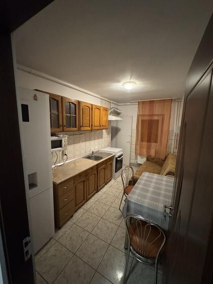 Apartament cu 2 camere decomandat în Astra