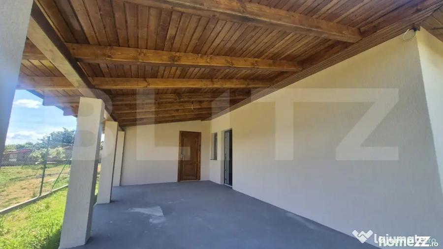 Casă cu 3 camere cu Teren 500 Mp în Lazuri