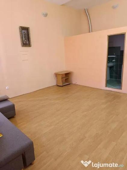 Garsonieră nedecomandată în Central
