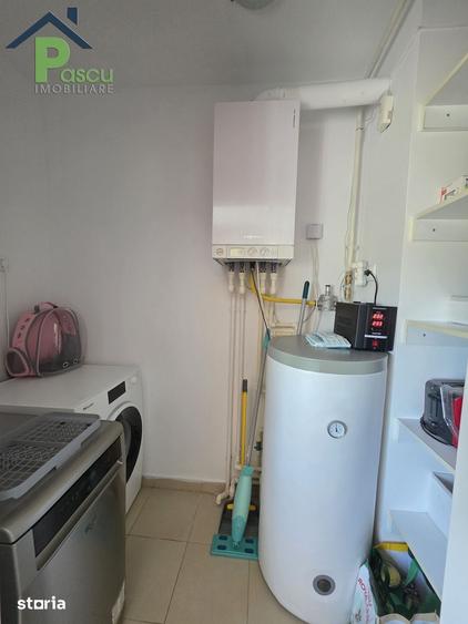 Apartament cu 3 camere decomandat în Băneasa