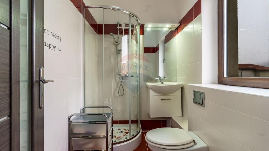 Duplex cu 4 camere cu Teren 123 Mp în Florești