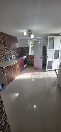 Casa cu 3 camere de vanzare in Campina - 2