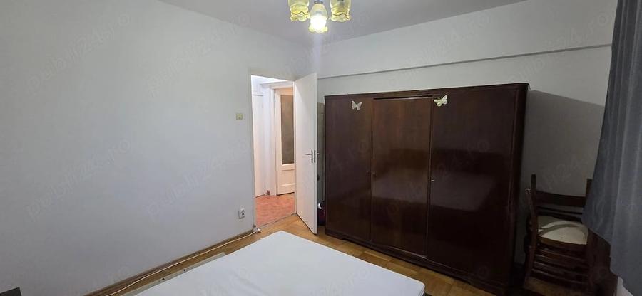 Apartament cu 2 camere semidecomandat în Central