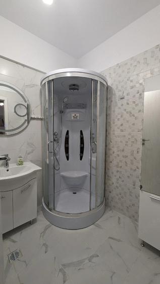 Apartament cu 2 camere decomandat, mobilat în Uverturii