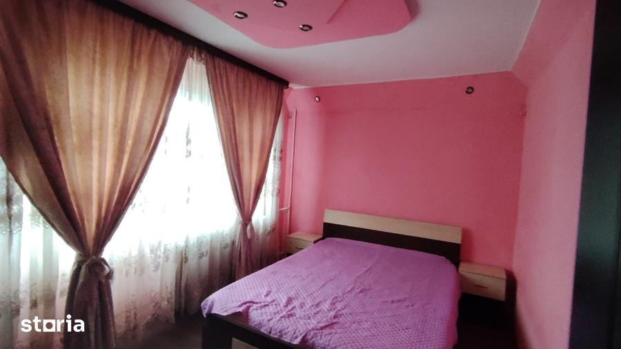 Apartament cu 2 camere semidecomandat în Calea București