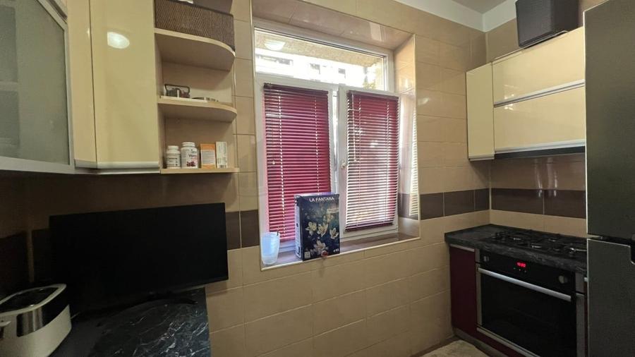 Apartament cu 2 camere decomandat în Barbu Văcărescu