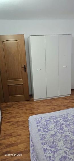 Apartament cu 2 camere semidecomandat în Micro 11
